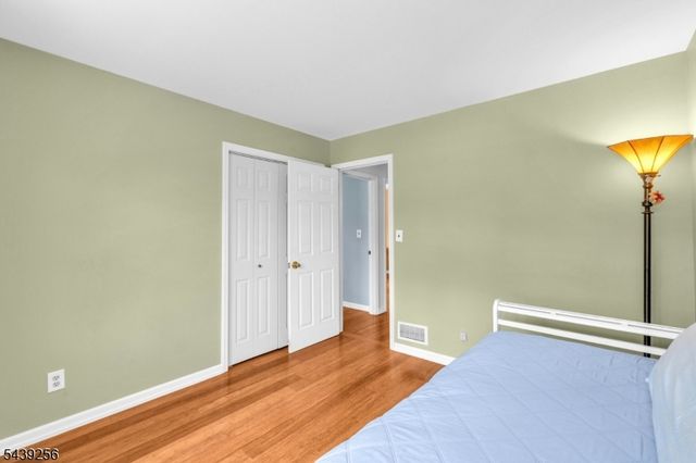 283 Floral Dr, Bridgewater Twp., NJ 08807