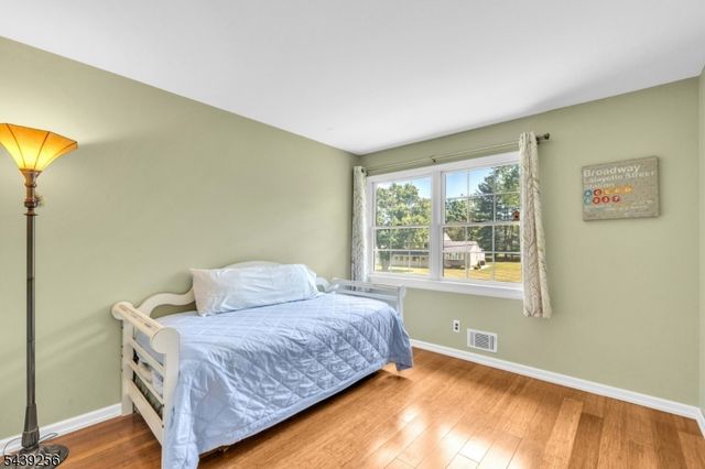283 Floral Dr, Bridgewater Twp., NJ 08807