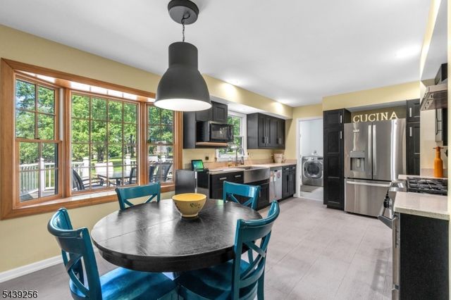 283 Floral Dr, Bridgewater Twp., NJ 08807