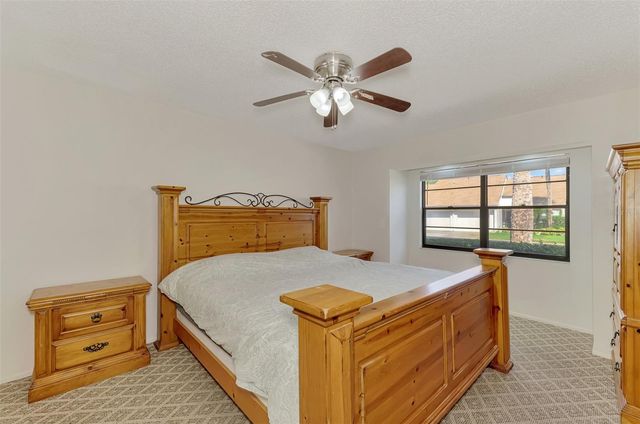 1211 CAPRI ISLES BOULEVARD 14, Venice, FL 34292