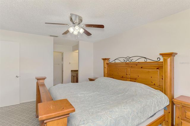 1211 CAPRI ISLES BOULEVARD 14, Venice, FL 34292