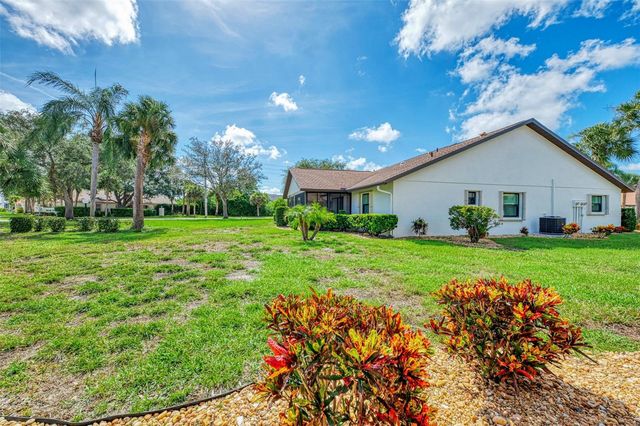 1211 CAPRI ISLES BOULEVARD 14, Venice, FL 34292