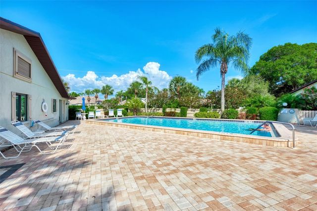 1211 CAPRI ISLES BOULEVARD 14, Venice, FL 34292