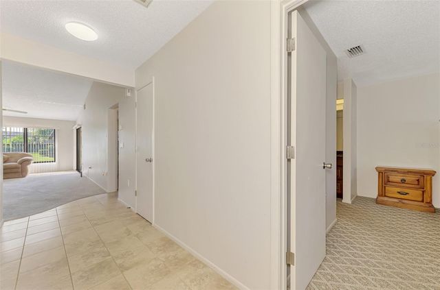 1211 CAPRI ISLES BOULEVARD 14, Venice, FL 34292