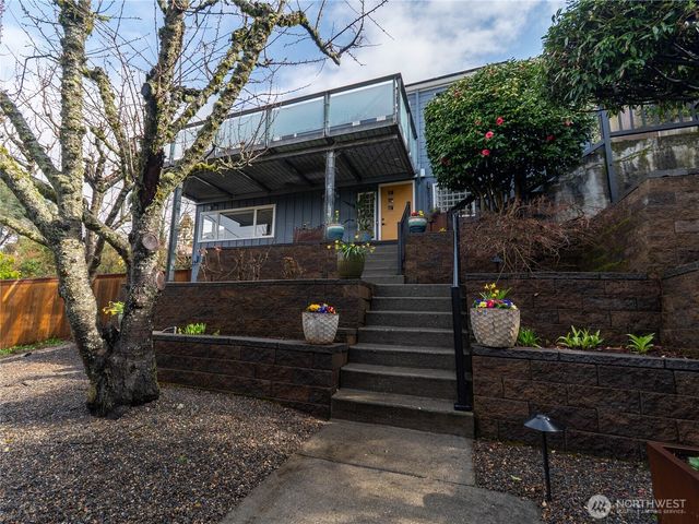 5320 47th Avenue SW, Seattle, WA 98136
