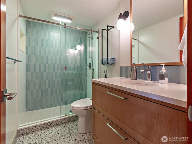 5320 47th Avenue SW, Seattle, WA 98136