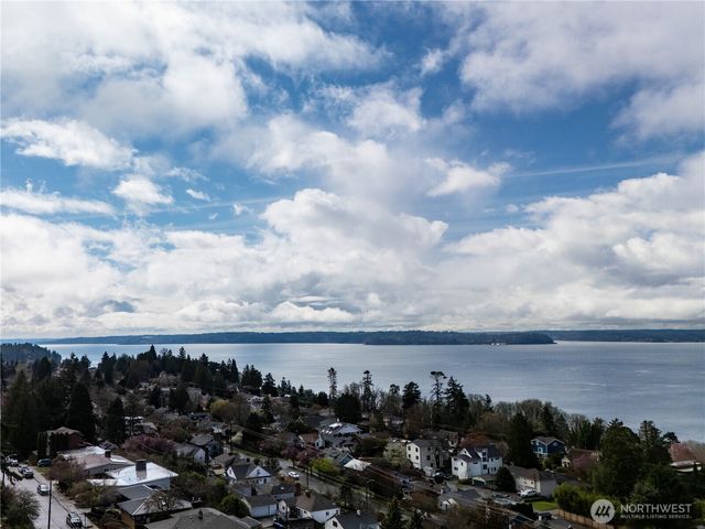 5320 47th Avenue SW, Seattle, WA 98136