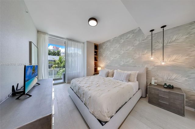 300 Collins Avenue 3D, Miami Beach, FL 33139