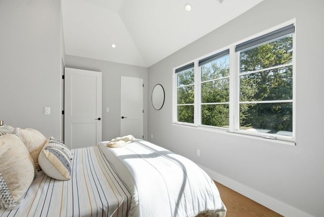 359 Campesino Avenue, Palo Alto, CA 94306