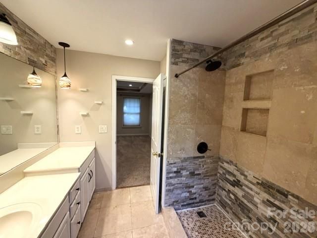12735 Cross Dale Drive, Huntersville, NC 28078