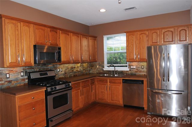 12735 Cross Dale Drive, Huntersville, NC 28078