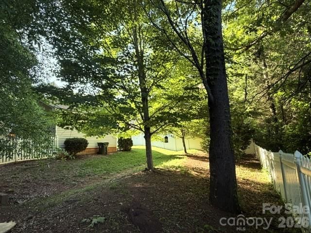 12735 Cross Dale Drive, Huntersville, NC 28078