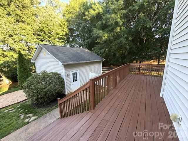 12735 Cross Dale Drive, Huntersville, NC 28078