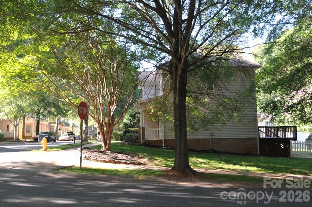 12735 Cross Dale Drive, Huntersville, NC 28078