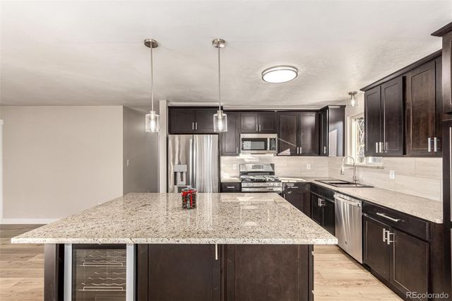 1430 Mount Evans Drive, Longmont, CO 80504