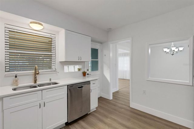 7912 GARDEN DRIVE N, St Petersburg, FL 33710