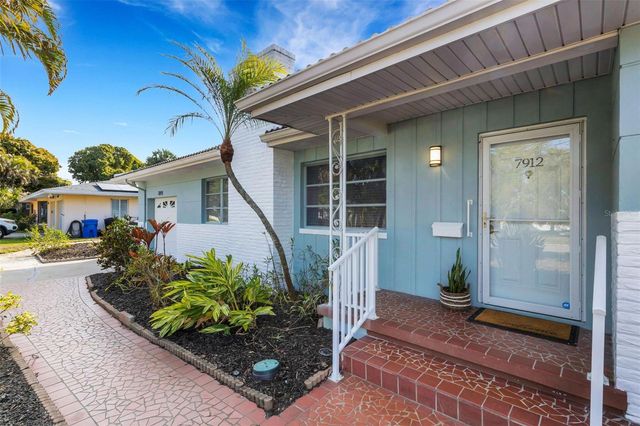 7912 GARDEN DRIVE N, St Petersburg, FL 33710
