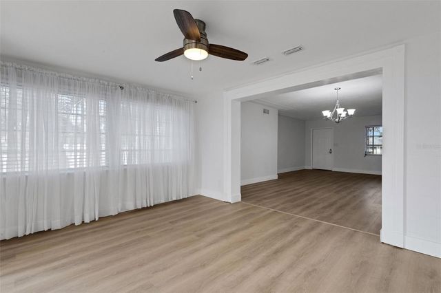 7912 GARDEN DRIVE N, St Petersburg, FL 33710