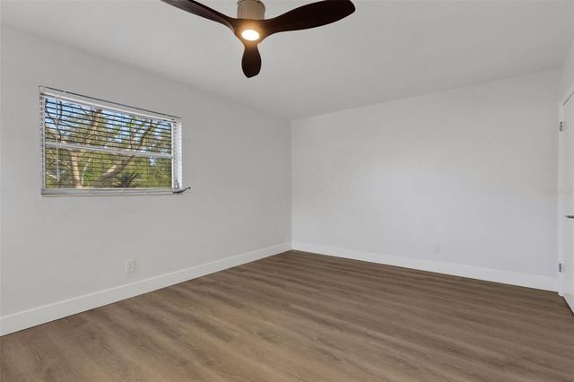 7912 GARDEN DRIVE N, St Petersburg, FL 33710