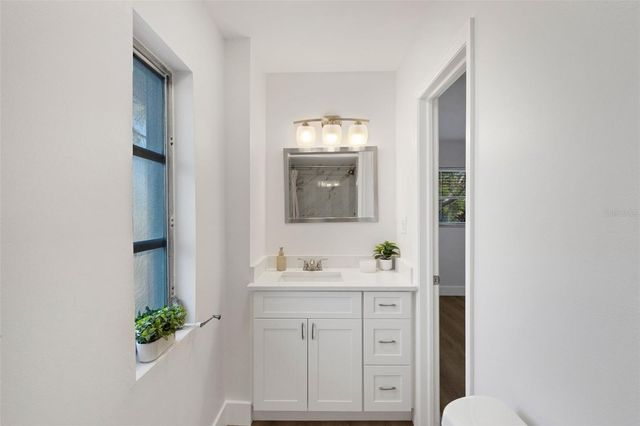 7912 GARDEN DRIVE N, St Petersburg, FL 33710