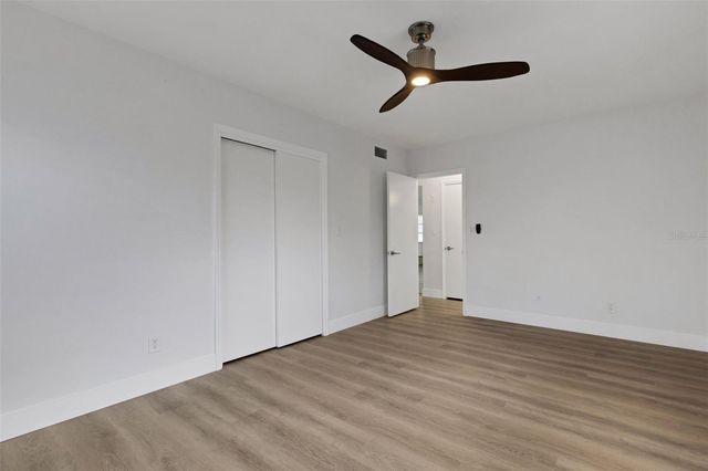 7912 GARDEN DRIVE N, St Petersburg, FL 33710