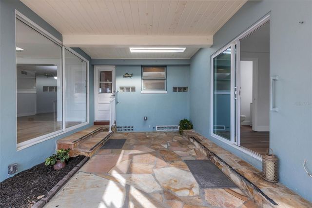 7912 GARDEN DRIVE N, St Petersburg, FL 33710