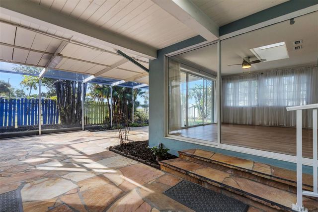 7912 GARDEN DRIVE N, St Petersburg, FL 33710