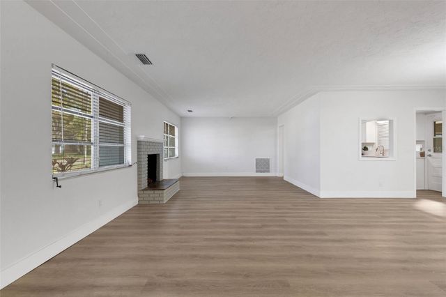 7912 GARDEN DRIVE N, St Petersburg, FL 33710