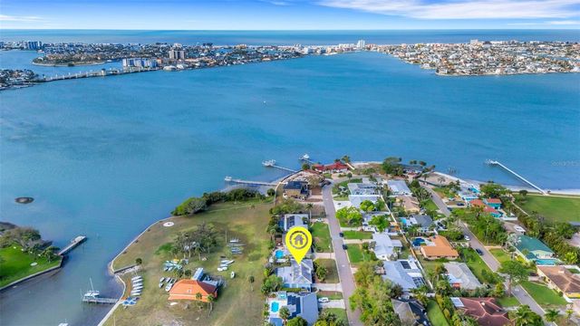 7912 GARDEN DRIVE N, St Petersburg, FL 33710