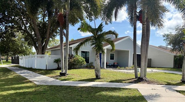 7856 Blackwood Lane, Lake Worth, FL 33467