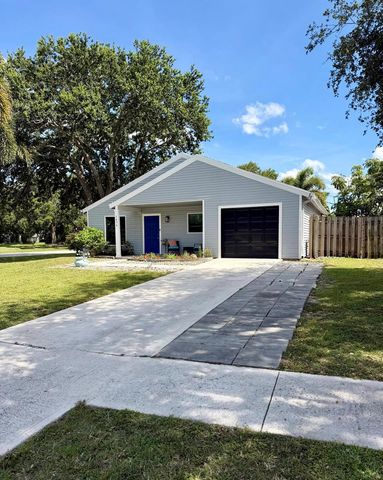 7856 Blackwood Lane, Lake Worth, FL 33467