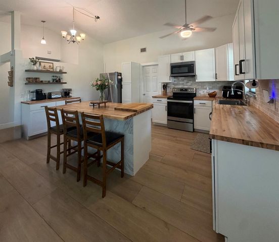 7856 Blackwood Lane, Lake Worth, FL 33467