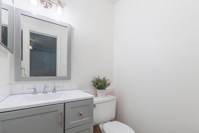 4024 Frazier Avenue, Fort Worth, TX 76110