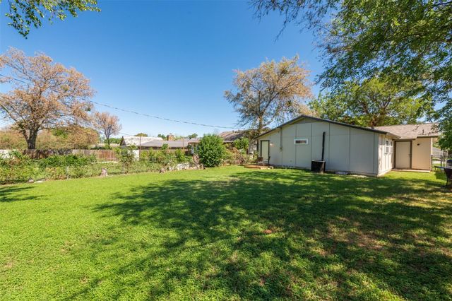 4024 Frazier Avenue, Fort Worth, TX 76110