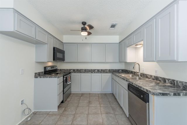 4024 Frazier Avenue, Fort Worth, TX 76110