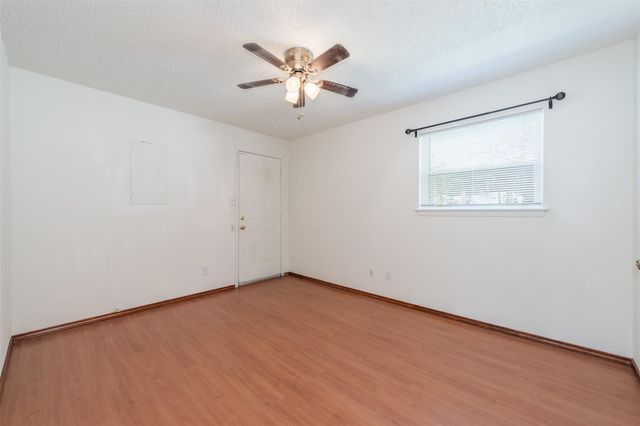 4024 Frazier Avenue, Fort Worth, TX 76110