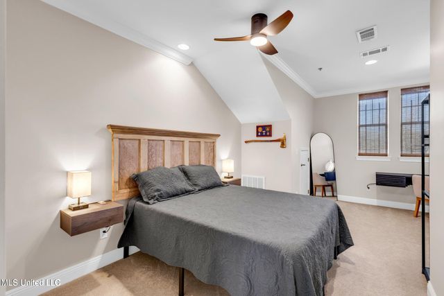 922 Porter Avenue, 212, Ocean Springs, MS 39564