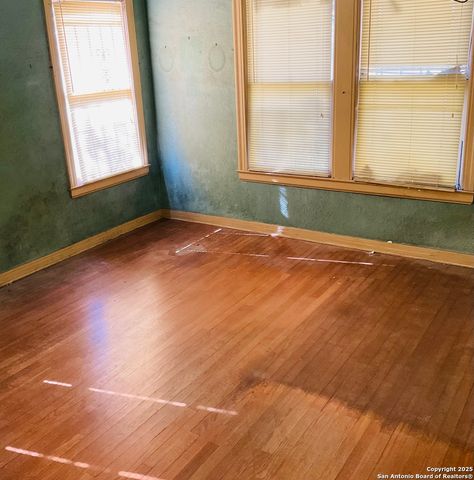 2940 Castroville, San Antonio, TX 78237