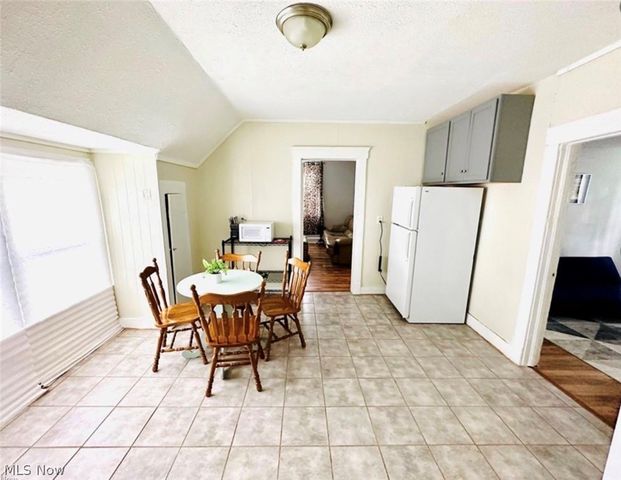 3625 Newark Avenue, Cleveland, OH 44109
