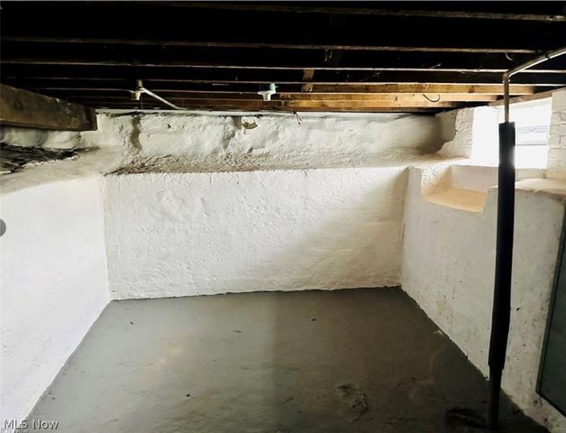 3625 Newark Avenue, Cleveland, OH 44109