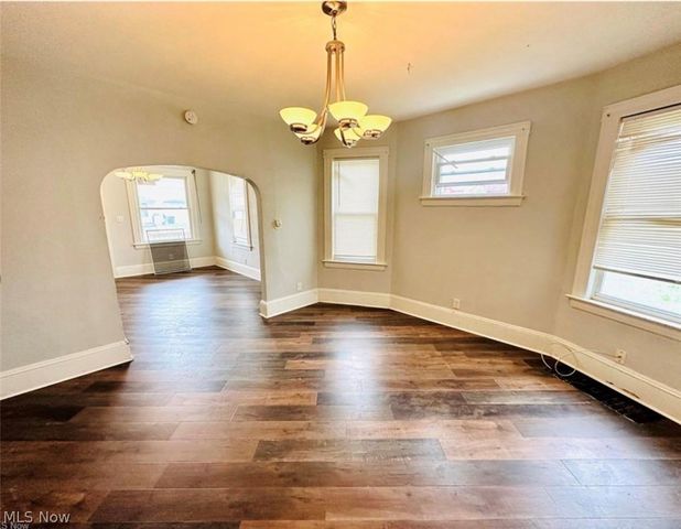 3625 Newark Avenue, Cleveland, OH 44109