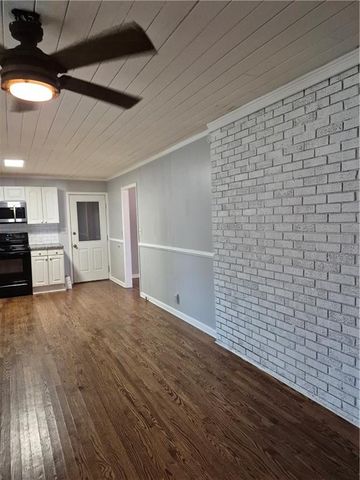 626 Grayson Parkway, Grayson, GA 30017