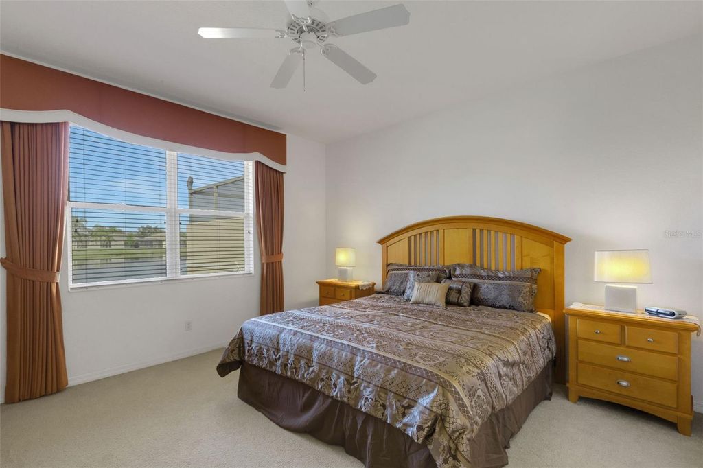 Image 15 of property listing at 8309 SUMMER GREENS TERRACE, Bradenton, FL 34212