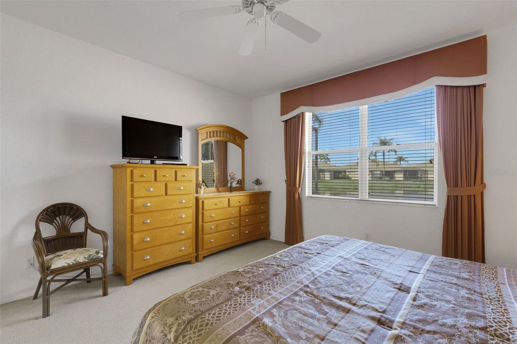 Image 17 of property listing at 8309 SUMMER GREENS TERRACE, Bradenton, FL 34212