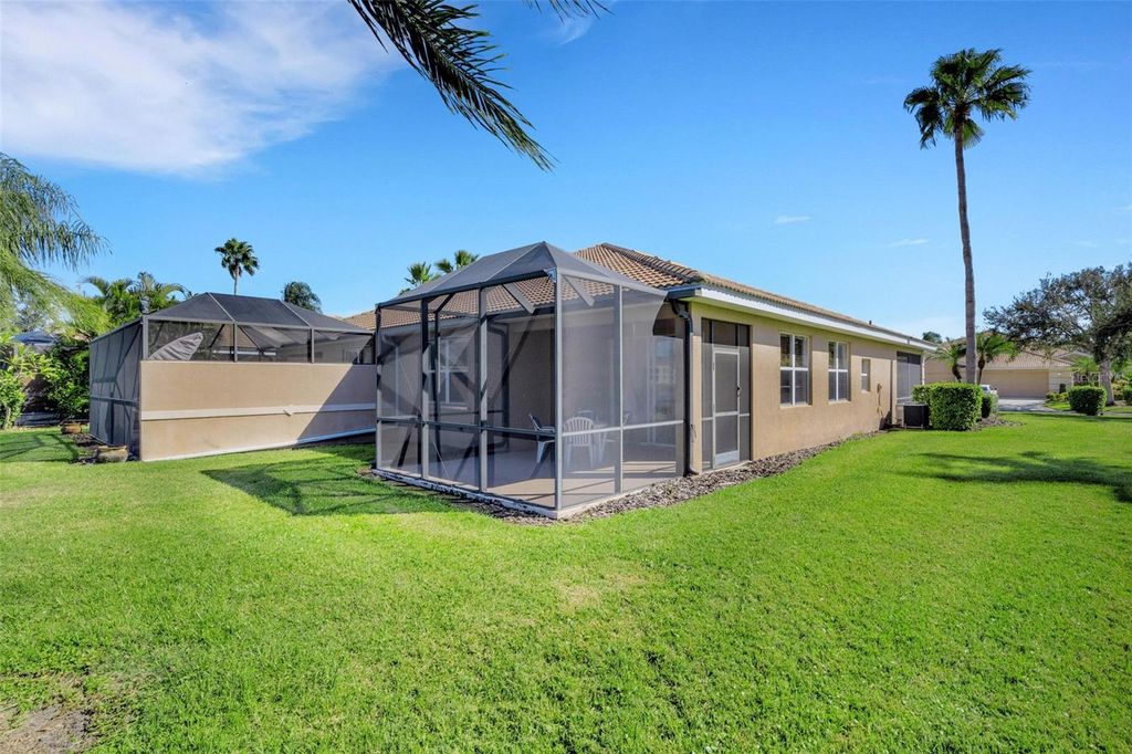 Image 37 of property listing at 8309 SUMMER GREENS TERRACE, Bradenton, FL 34212