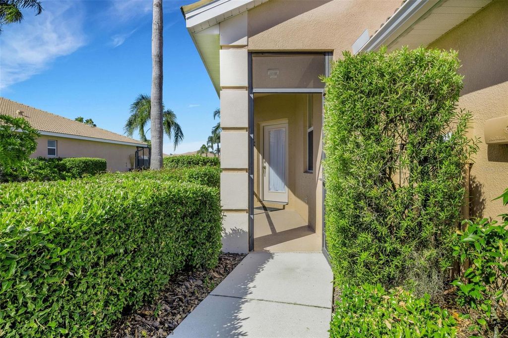 Image 42 of property listing at 8309 SUMMER GREENS TERRACE, Bradenton, FL 34212