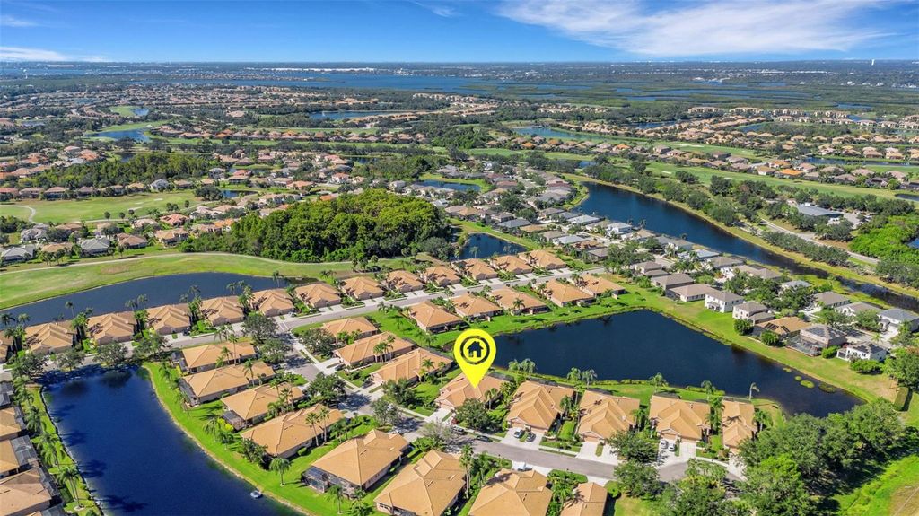 Image 46 of property listing at 8309 SUMMER GREENS TERRACE, Bradenton, FL 34212