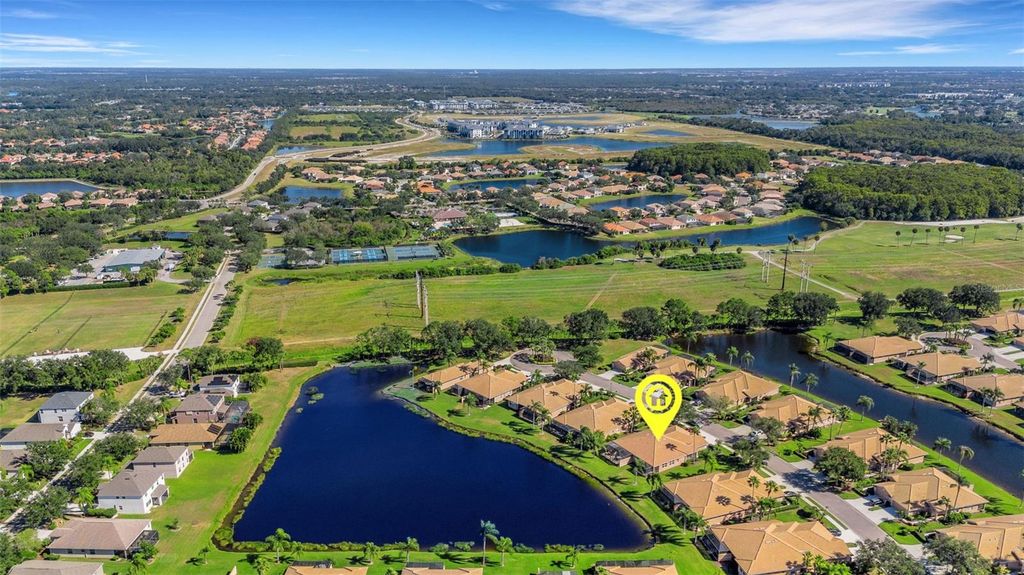 Image 48 of property listing at 8309 SUMMER GREENS TERRACE, Bradenton, FL 34212