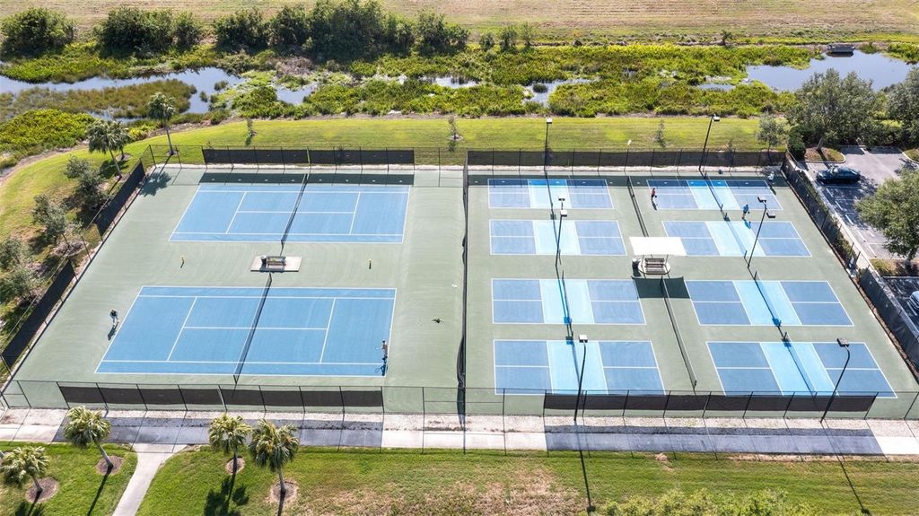 Image 55 of property listing at 8309 SUMMER GREENS TERRACE, Bradenton, FL 34212