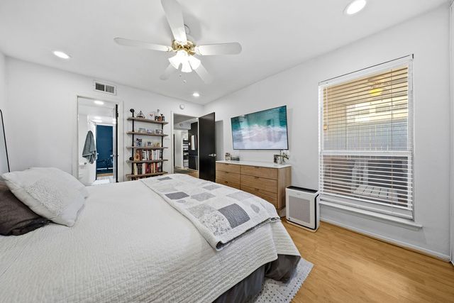 4323 Brown Street 237, Dallas, TX 75219